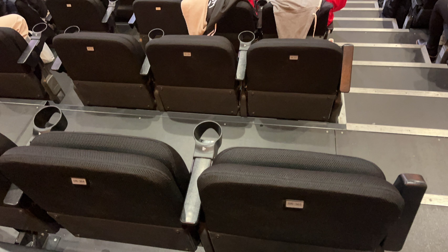 ゼビオアリーナ アリーナコートサイド席