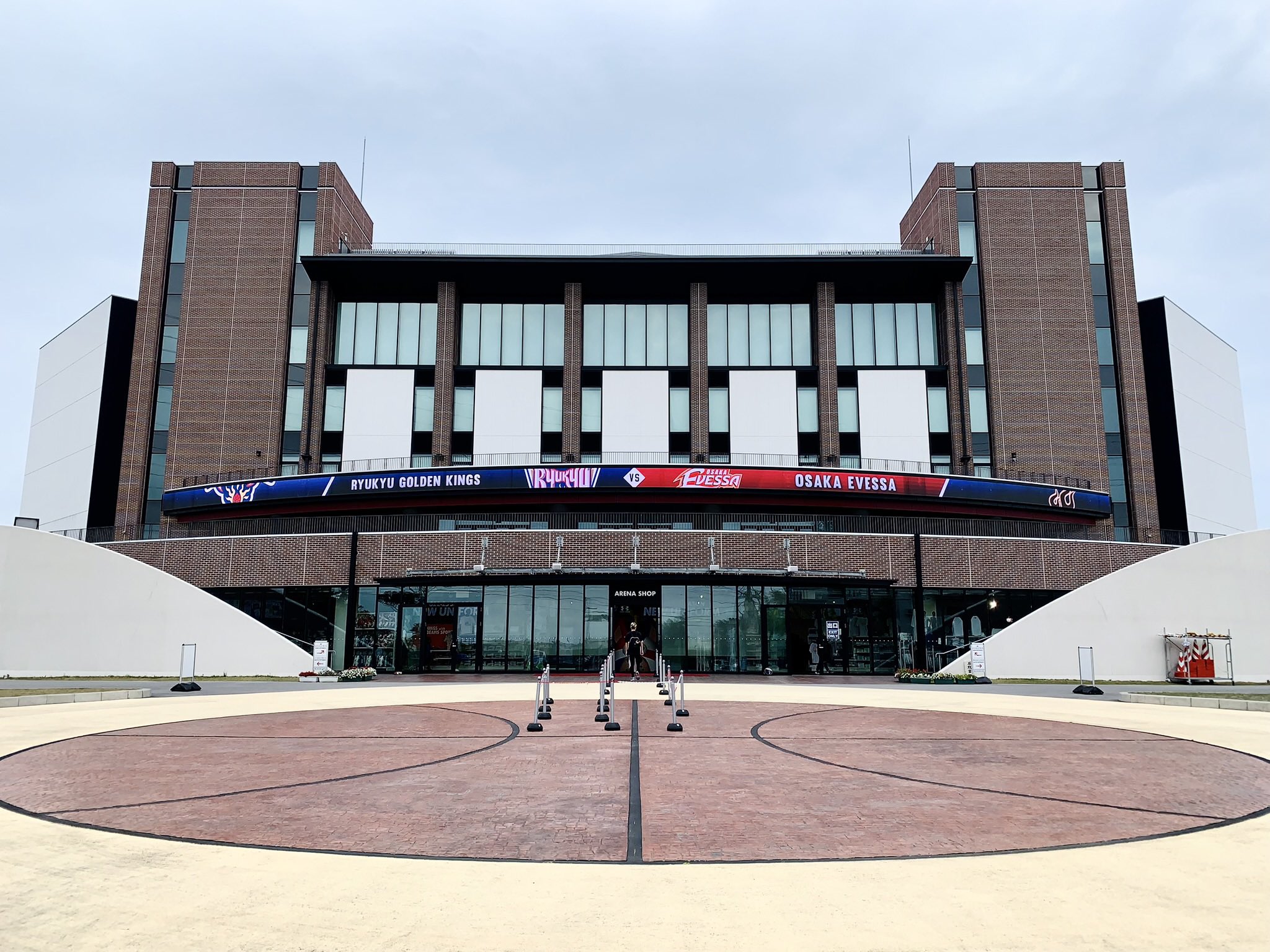 沖縄サントリーアリーナ
