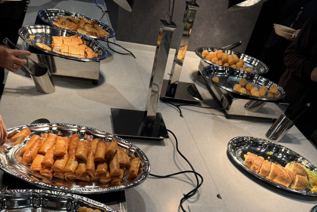 KANDO LOUNGEのビュッフェ