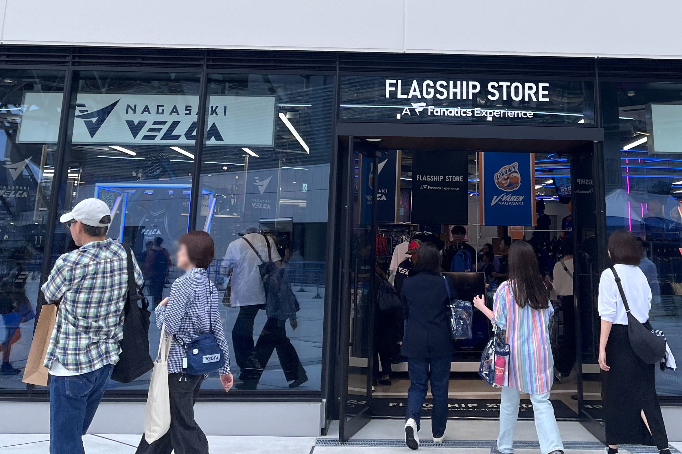 フラッグシップストア